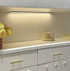 Uppladdningsbar LED-lampa 20 cm med rörelsesensor