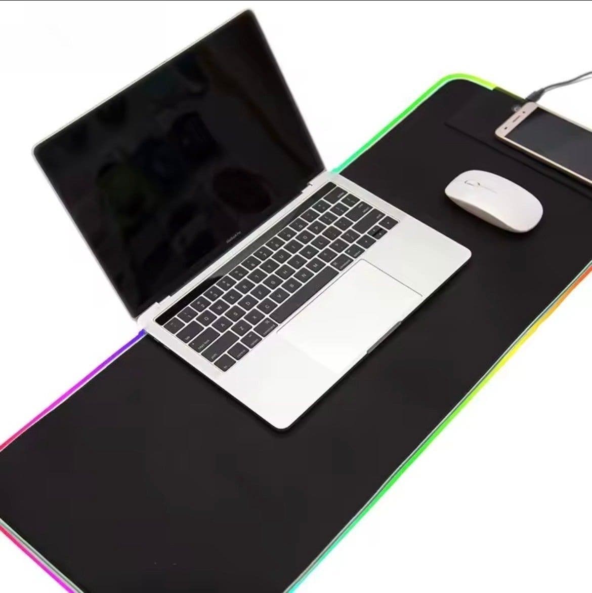 RGB-musmatta XL för gaming med LED-belysning
