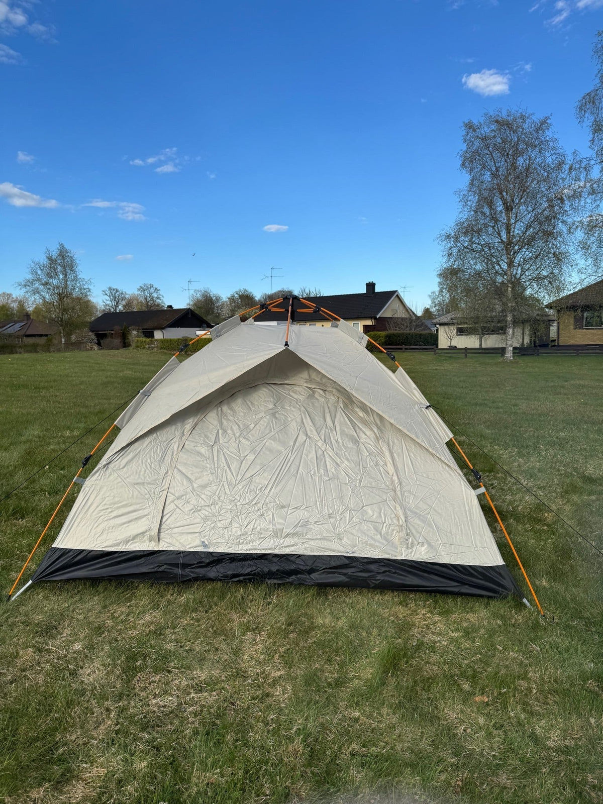 Campingtält 210 × 150 × 110 cm – snabbuppsättning med myggnät