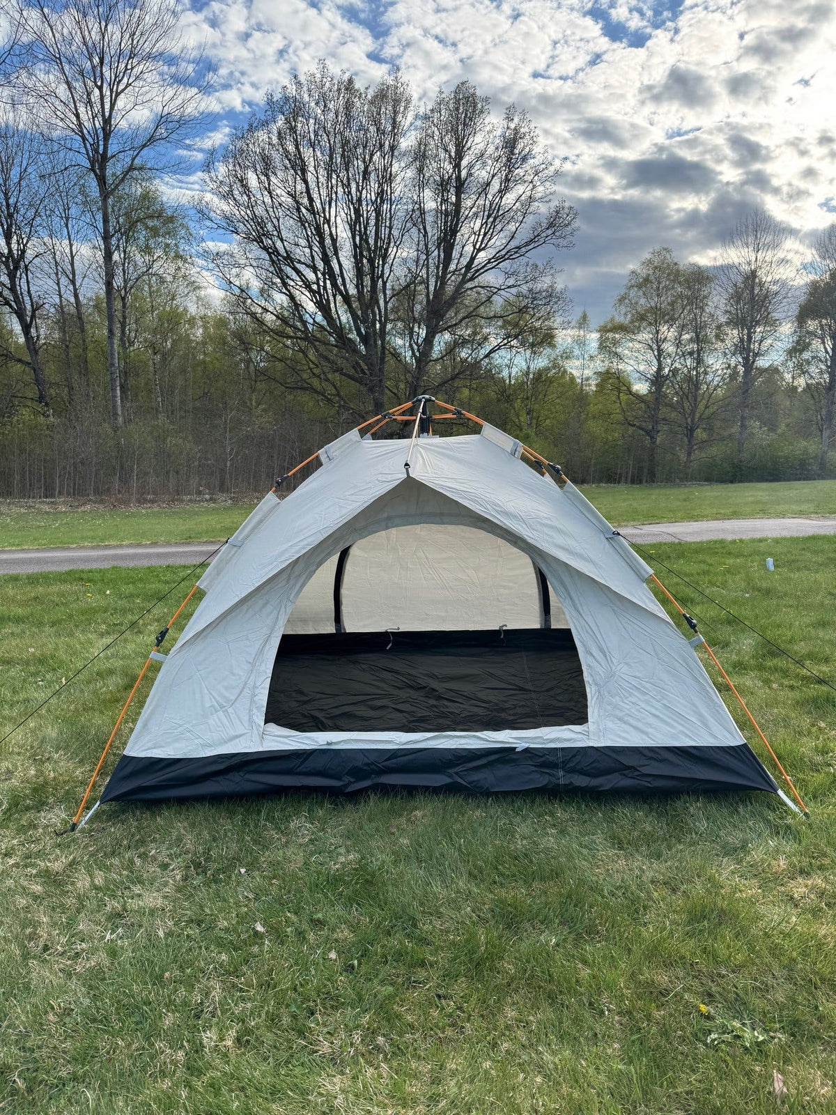 Campingtält 210 × 150 × 110 cm – snabbuppsättning med myggnät
