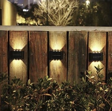 Solcellsdriven vägglampa med 6 LED, 2-pack